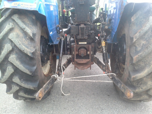 ขายนิวฮอแลน TT 75 เอกสารเล่มทะเบืยนสองเพาสภาพสวยพร้อมใช้