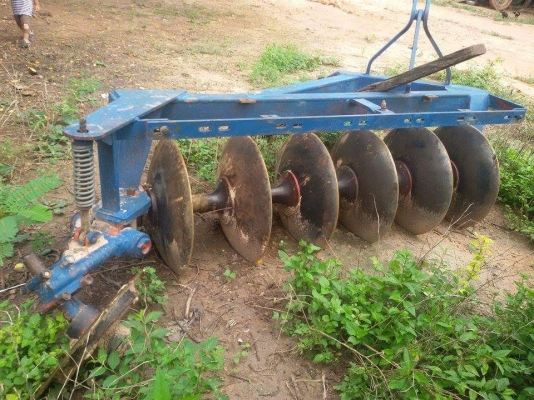 ด่วน........ขายผานหกตราช้างครับใบ26นิ้ว24000บาท0876743909 ด่วน........ขายผานหกตราช้างครับใบ26นิ้ว24000บาท0876743909