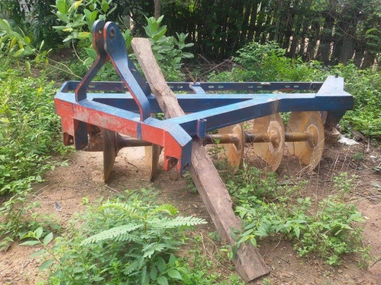 ด่วน........ขายผานหกตราช้างครับใบ26นิ้ว24000บาท0876743909 ด่วน........ขายผานหกตราช้างครับใบ26นิ้ว24000บาท0876743909