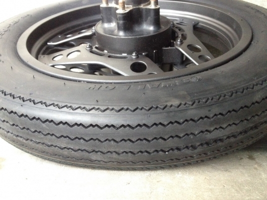 ขายยางฟันเลื่อย ชุดหน้า nc30 ล้อCBX750