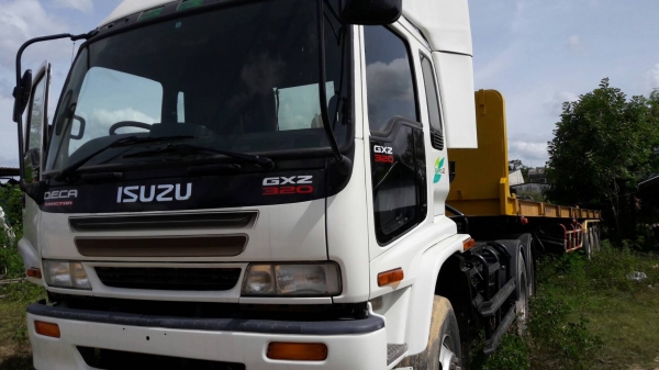 10ล้อหัวลาก320แรงและหางพื้นเรียบ3คานน... ปี50..รถสภาพดี ยางสวย หัวขาย1.25ล้าน หางขาย3.2แสน..