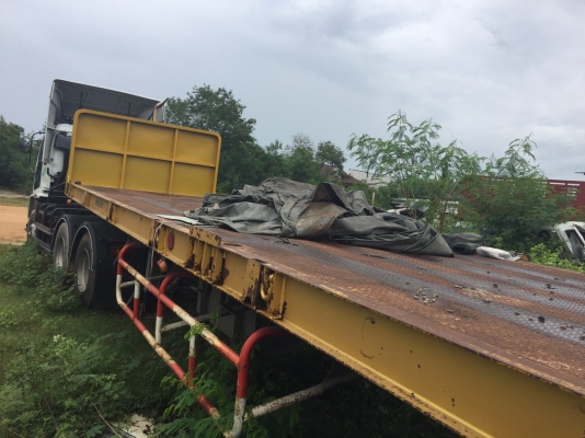 10ล้อหัวลาก320แรงและหางพื้นเรียบ3คานน... ปี50..รถสภาพดี ยางสวย หัวขาย1.25ล้าน หางขาย3.2แสน..