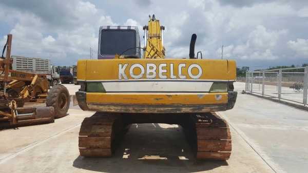 ขาย แบคโฮ KOBELCO SK200 MARK 3 รถพร้อมใช้งาน เอกสารเล่มทะเบียนครบ ขาย แบคโฮ KOBELCO SK200 MARK 3 รถพร้อมใช้งาน เอกสารเล่มทะเบียนครบ