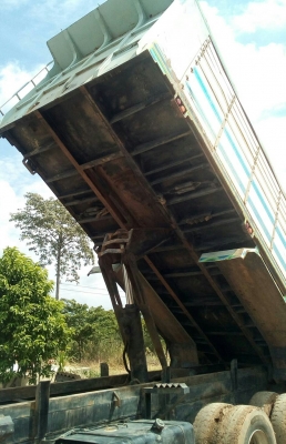 สิบล้อ อีซูชุ ร็อค FVZ32M195นางฟ้า สภาพดีสวยเดิมๆพร้อมใช้ ทะเบียนพร้อมโอน