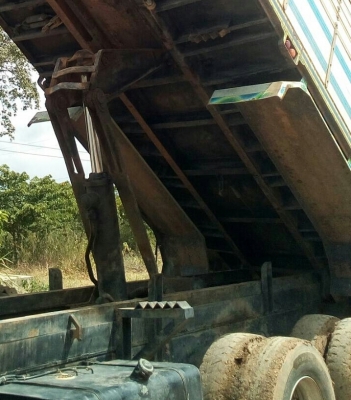 สิบล้อ อีซูชุ ร็อค FVZ32M195นางฟ้า สภาพดีสวยเดิมๆพร้อมใช้ ทะเบียนพร้อมโอน