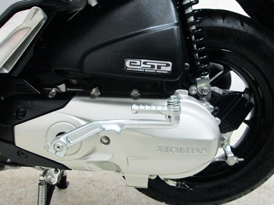 โอนฟรี) ขาย Honda Moove ปี 2016 ไมล์แท้ 4230 กม มีระบบ Idling Stop รถหัวฉีดประหยัดน้ำมัน  สภาพสวยเดิมๆ มีกุญแจแท้ 2 ดอก สีน้ำเงิน ขาว จด 19 เมษายน 2559 ราคา 38900 บาท