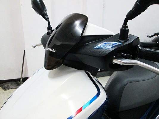 โอนฟรี) ขาย Honda Moove ปี 2016 ไมล์แท้ 4230 กม มีระบบ Idling Stop รถหัวฉีดประหยัดน้ำมัน  สภาพสวยเดิมๆ มีกุญแจแท้ 2 ดอก สีน้ำเงิน ขาว จด 19 เมษายน 2559 ราคา 38900 บาท