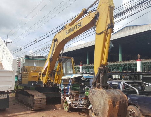 ขาย แบคโฮ KOMATSU PC200-2 รถสวยเดิมๆ เอกสารเล่มทะเบียนครบ