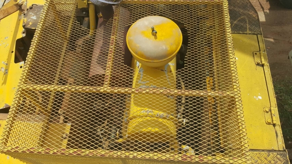 ขาย แบคโฮ KOMATSU PC200-2 รถสวยเดิมๆ เอกสารเล่มทะเบียนครบ