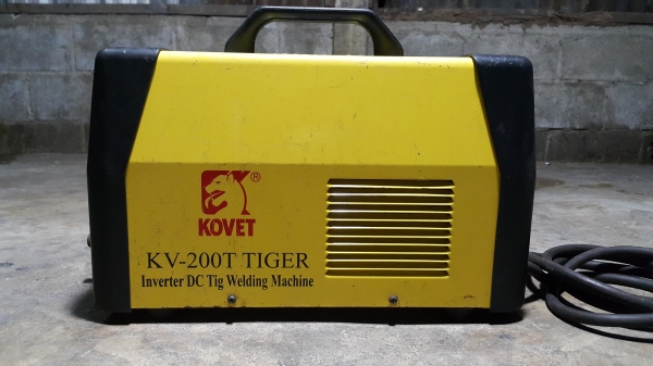 ขายตู้เชื่อมไฟฟ้า 2ระบบ kovet kv-200t tiger(ขอบคุณ พี่วรวุฒิ จากลพบุรี มารับของเองที่ฟาร์ม)
