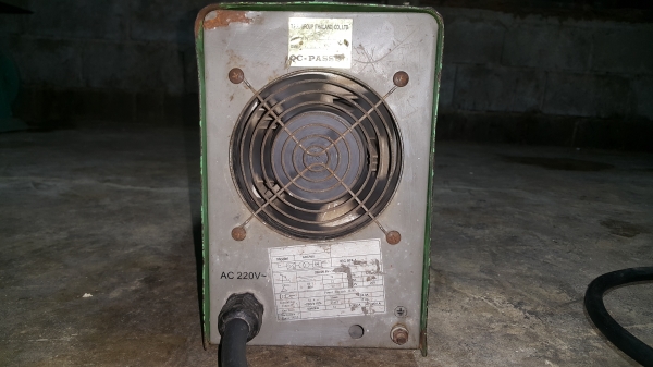 ขายตู้เชื่อมไฟฟ้า cliff 160 ผลิตไต้หวัน(ขอบคุณพี่วิสุทธิ์ จากปทุมธานี)