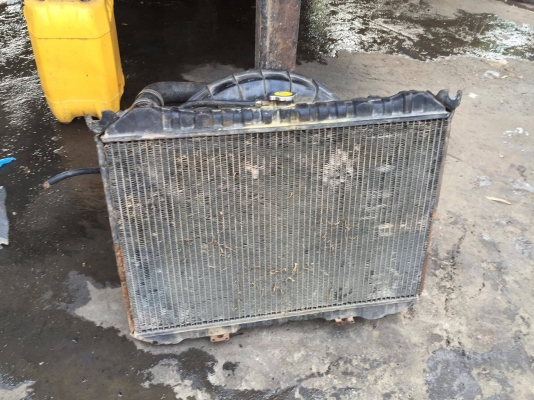 ขายครับหม้อน้ำเครื่องนิสสัน สภาพสวยเพิ่งตัดออก ขาย 2500 บาท