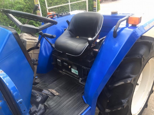 ขายรถไถ ISEKI TA250F(4WD) พร้อมใบดันและผานพรวน รถ2เพลา พวงมาลัยพาวเวอร์พร้อมใช้งาน ขายรถไถ ISEKI TA250F(4WD) พร้อมใบดันและผานพรวน รถ2เพลา พวงมาลัยพาวเวอร์พร้อมใช้งาน