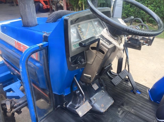 ขายรถไถ ISEKI TA250F(4WD) พร้อมใบดันและผานพรวน รถ2เพลา พวงมาลัยพาวเวอร์พร้อมใช้งาน ขายรถไถ ISEKI TA250F(4WD) พร้อมใบดันและผานพรวน รถ2เพลา พวงมาลัยพาวเวอร์พร้อมใช้งาน