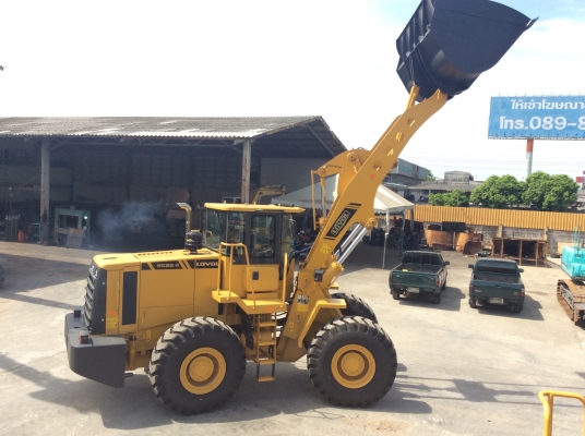 พิเศษ!!รถตักล้อยางยี่ห้อ FOTON LOVOL รุ่น FL958F-II รถนอกนำเข้าจากต่างประเทศ สภาพสวย รถตักขนาดใหญ่ ทนทาน ราคาเบาๆสบายกระเป๋าของคุณลูกค้า