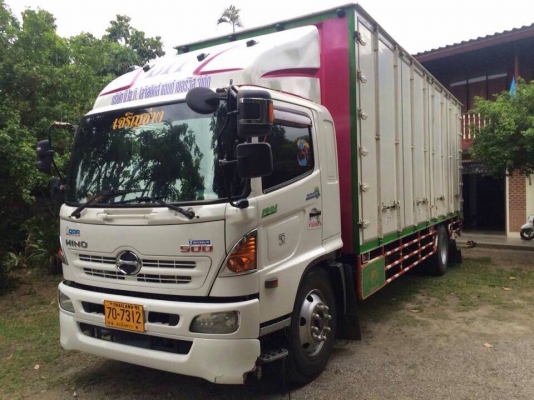 ขายรถตู้ HINO S500 - 8J เครื่อง 212 แรง ปี 55 ตู้ 10 บาน ช่วงยาวกระบะ 7.50 เมตร ทะเบียนพร้อม