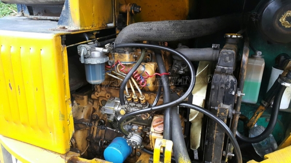รถแบคโฮ KOMATSU PC28UU