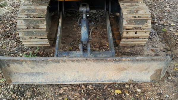 รถแบคโฮ KOMATSU PC28UU