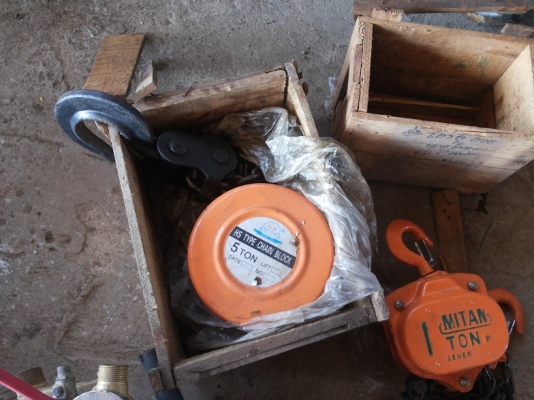 รอกโซ่ 1.5 ตันไม่เคยใช้งานสภาพสวย ราคาถูก มีหลายตัว