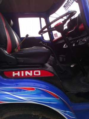 ขายรถบรรทุกหกล้อดัมพ์ Hino KL300 เครื่อง 168 แรง พร้อมใช้งาน ทะเบียนพร้อม
