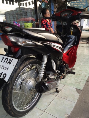 Honda Wave 110i Fi ตัวใหม่ รถปี58 สวยๆหัวฉีดประหยัดน้ำมัน พร้อมใช้งาน