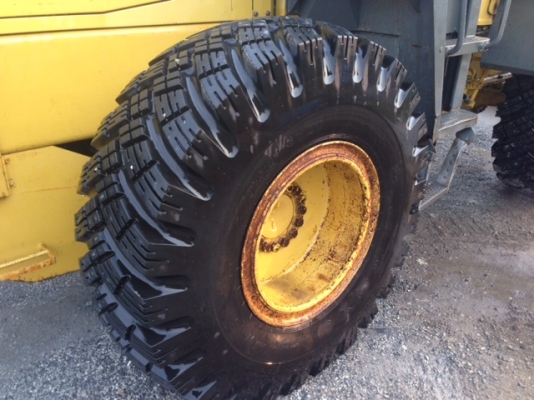 Komatsu WA300-3E เก่าญี่ปุ่น สภาพดีพร้อมใช้งาน โทร.090-986-2521 อ๊อบ