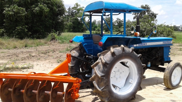 ขอบคุณเสี่ยจาก อ.วังน้ำเย็น จ.สระแก้วครับ ขายรถไถISEKI TS3510(35แรง)พร้อมผาน6 สวยๆพร้อมใช้งาน ขอบคุณเสี่ยจาก อ.วังน้ำเย็น จ.สระแก้วครับ ขายรถไถISEKI TS3510(35แรง)พร้อมผาน6 สวยๆพร้อมใช้งาน