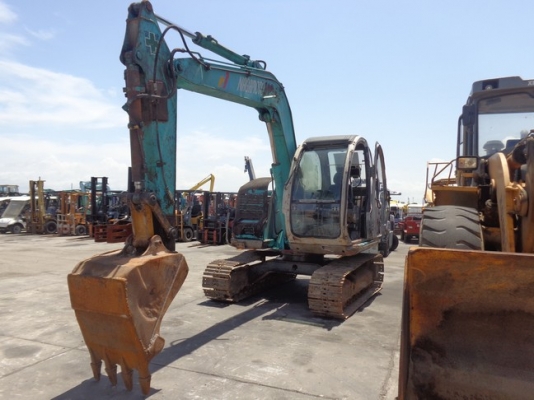 kobelco sk60-2มาร์คไพร์ ทำสี750,000ตามสภาพ600,000 โทร 085-8332943