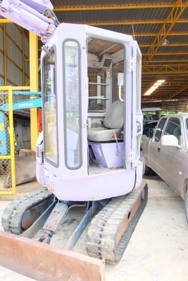 รถขุดเก่านอก HITACHI EX30URราคา 380,000฿โทร 085-8332943