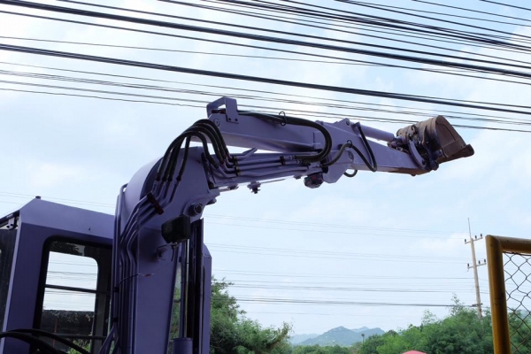 รถขุดเก่านอก HITACHI EX30URราคา 380,000฿โทร 085-8332943