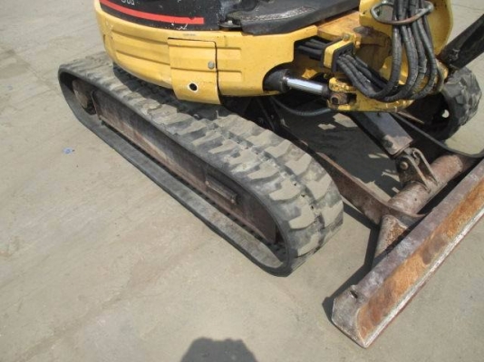 ขายรถขุด CATERPILLAR 303 CR ปี 2003 ราคา 430,000 บาท โทร 085-8332943