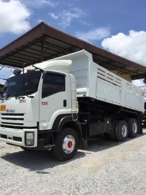 ขายเดกก้า360ปี56 ดั๊มพ์สามมิตรแท้ทั้งแม่-ลูกลูกสามคานแท้ สภาพสวยกริบ รถไม่เคยเกิดอุบัติเหตุ ไม่มีคราบผุเครื่องดีคัสซีสวยสภาพพร้อมใช้งาน