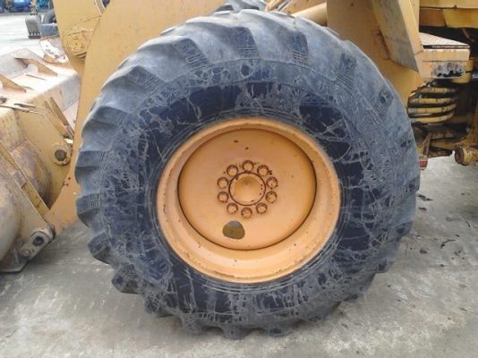 รถตักล้อยาง CATERPILLAR รุ่น 910 F รถตักล้อยาง CATERPILLAR รุ่น 910 F