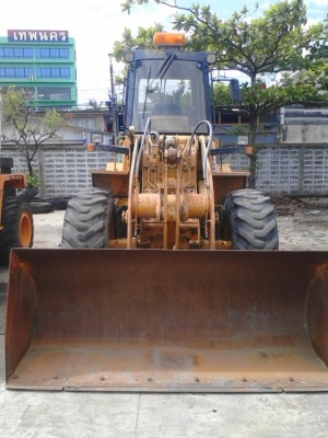 รถตักล้อยาง CATERPILLAR รุ่น 910 F รถตักล้อยาง CATERPILLAR รุ่น 910 F