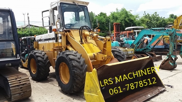 รถตักล้อยาง KOMATSU 515-2 รถตักล้อยาง KOMATSU 515-2