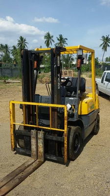 ขายรถยก TCM  FD20Z5เครื่องดีเซล  ISUZU C 240 เสาสูง 3 เมตร ยกได้ 2 ตัน เกียร์ออโต้ รถนอกนำเข้า คิดต่อ 089-7949488