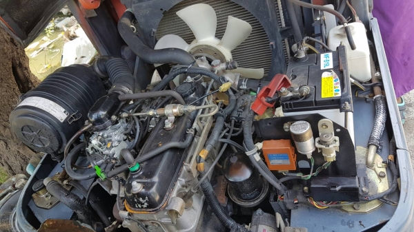 ขายด่วนรถยก TOYOTA 6FGยก2.5ตันเสาสูง4.5เมตรยางหน้าคู้ตัน6เส้นเกียรออโต้รถนอกนำเข้ายังไม่เคยใช้งานในเมืองไทยเลย=รุ่นใหม่ขายถูกๆๆ