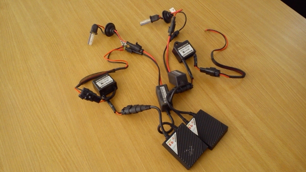 บัลลาสไฟ XENON Light Collection พร้อมหลอด H3 บัลลาสไฟ XENON Light Collection พร้อมหลอด H3