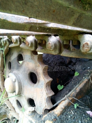 รถแทรกเตอร์ยี่ห้อ KOMATSU  รุ่น 21PL  รถช่วงล่างดี ใช้งานปกติ