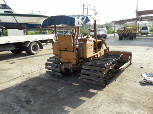 รถแทรกเตอร์ยี่ห้อ KOMATSU  รุ่น 21PL  รถช่วงล่างดี ใช้งานปกติ