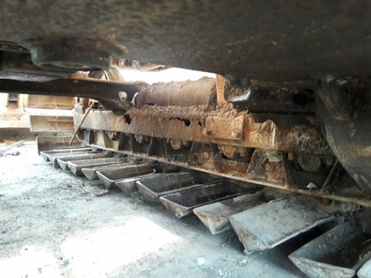 รถแทรกเตอร์ยี่ห้อ KOMATSU  รุ่น 21PL  รถช่วงล่างดี ใช้งานปกติ