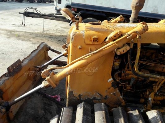 รถแทรกเตอร์ยี่ห้อ KOMATSU  รุ่น 21PL  รถช่วงล่างดี ใช้งานปกติ