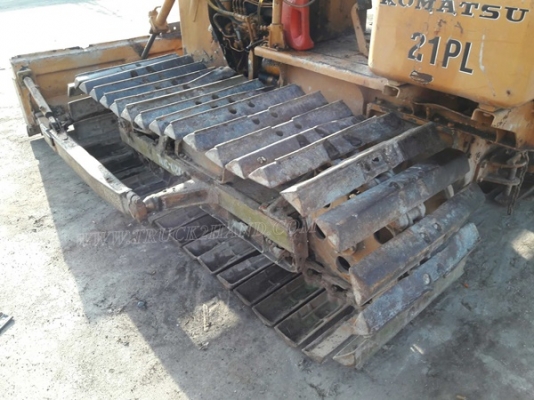 รถแทรกเตอร์ยี่ห้อ KOMATSU  รุ่น 21PL  รถช่วงล่างดี ใช้งานปกติ