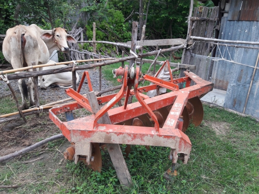 คูโบต้า7040ปี52เครื่องดีพร้อมอุปกรณ์3ชิ้น .ใบดัน.ผาน.โรตรี่ เอกสารพร้อมโอนจร้า