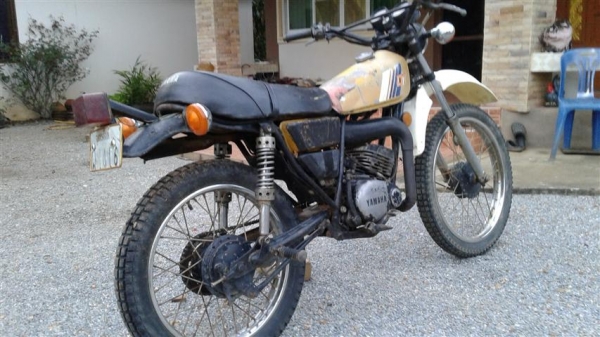 ขาย Dt100 เล่มพร้อมชุดโอนภาษีขาดเครื่องดีคันสตาร์ทคันเกียร์ไม่เชื่อมโครงไม่ดามเหมาะสำหรับนักปั้น