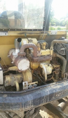 Komatsu pc 30 รุ่นหนึ่ง Komatsu pc 30 รุ่นหนึ่ง