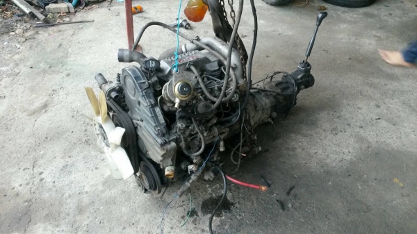 ขายเครื่องโตโยต้า 2c เทอร์โบ พร้อมเกียร์ 5 เกียร์