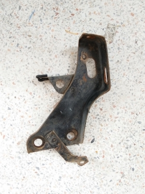 กันชน,เหล็กกลางคอนโซล,ขากันชนข้างขวา ไมตี้ X