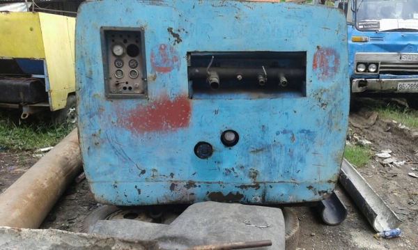 ขาย Airman 600  7 bar พร้อมใช้งานครับ เครื่องแน่นๆๆครับ...0909527888