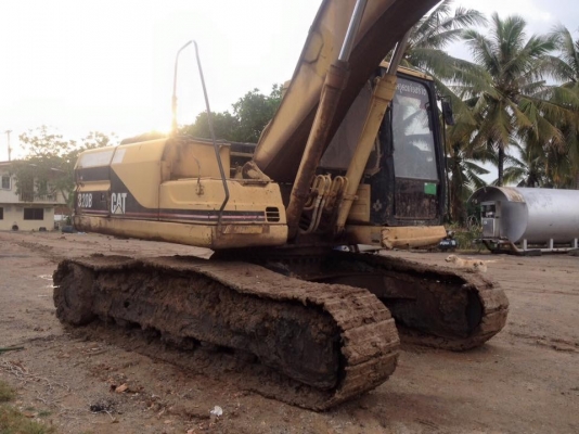 ขายรถแบคโฮ CAT 320 B เครื่องดี ปั๊มดี กล่องจอครบ ไฟฟ้ามี  เอวแน่น ช่วงล่างเต็มใช้งานได้ดี เอกสารชุดแจ้งจำหน่าย